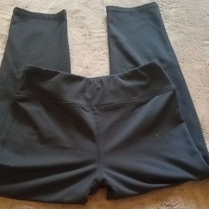 Ankle crop black pants